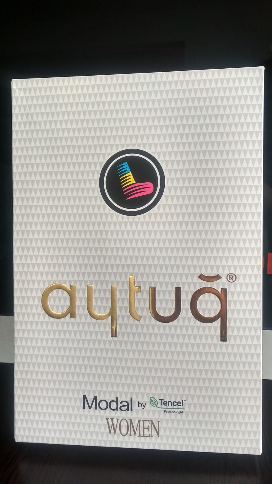 Aytuğ Bayan M.Modal Suba Desen 6