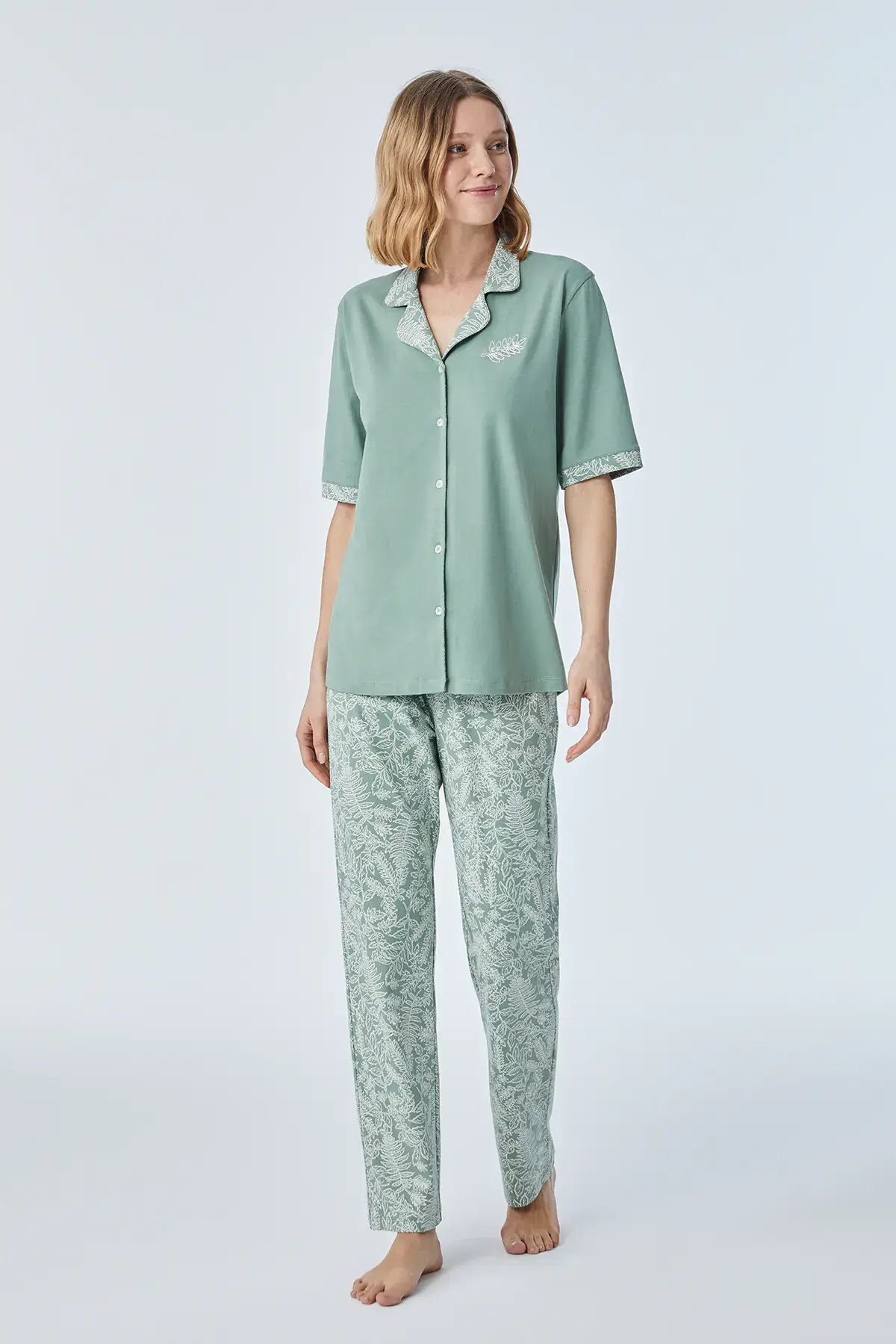 Pijadore 2103 (M-L-XL-XXL) Kısa Kollu Boydan Düğmeli Bayan Pijama Takım