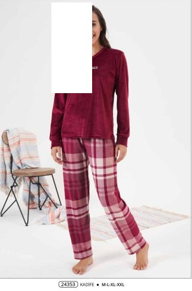 Estiva 24353 Bayan Kadife Desenli Pijama Takım Bordo