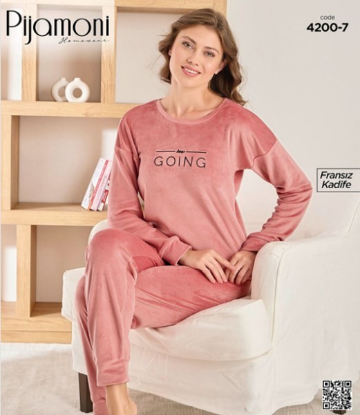 Pijamoni 4200-7 Yeni Fransız Kadife Pijama Takım