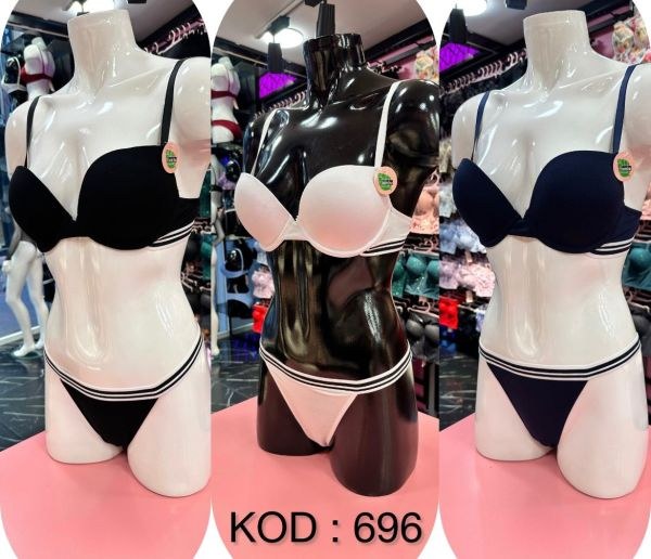 LACİVERT