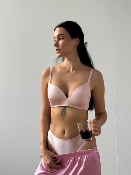 PEMBE