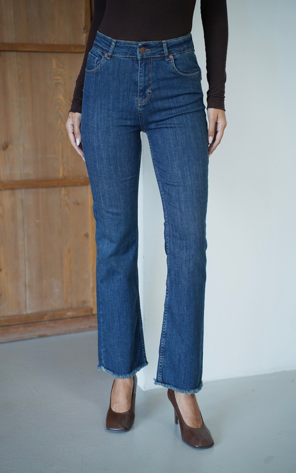 Mini Flare Dark Blue Jean Pantolon