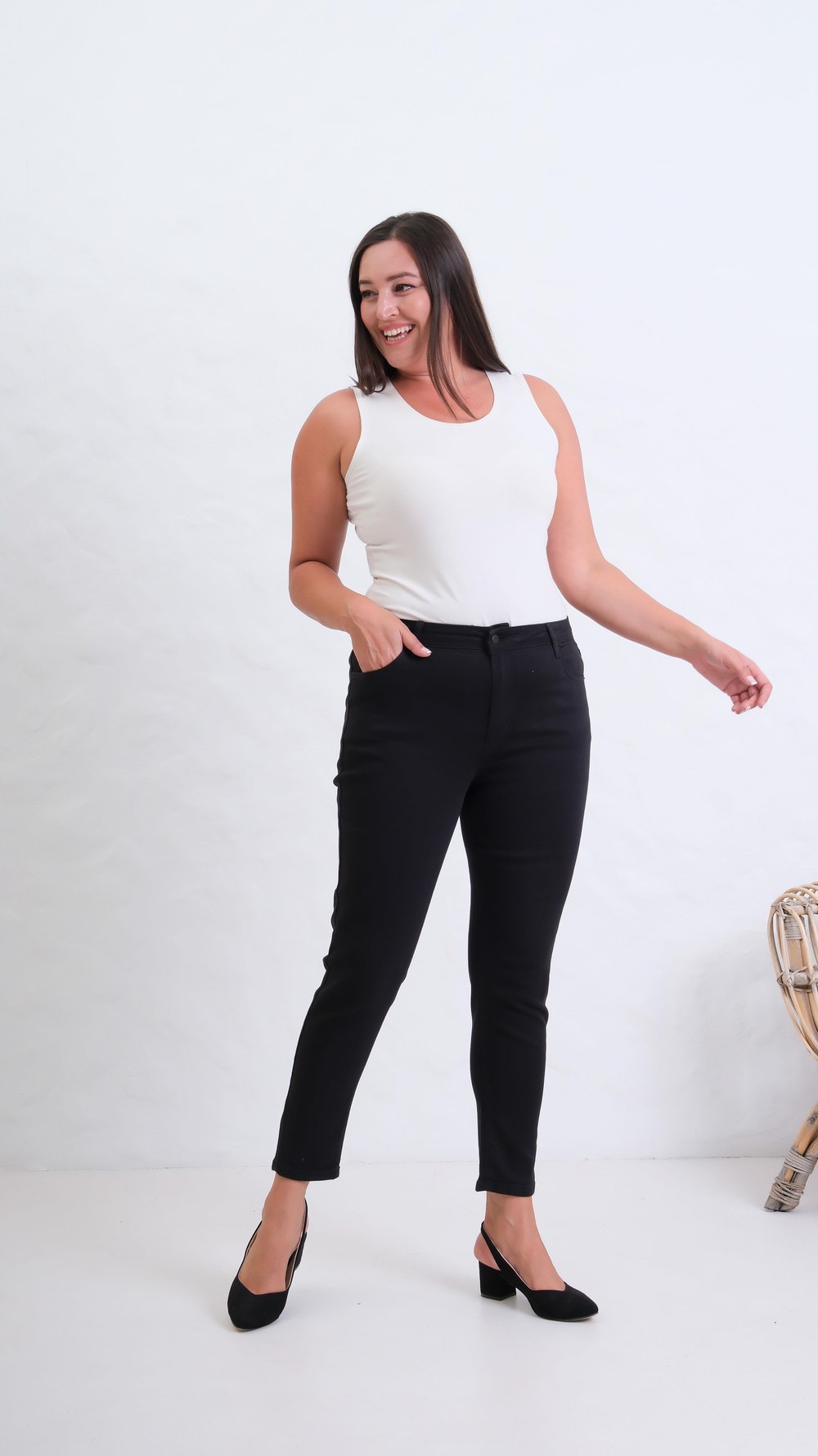 Yüksek Bel Battal Kesim Dar Paça Black Jean Pantolon