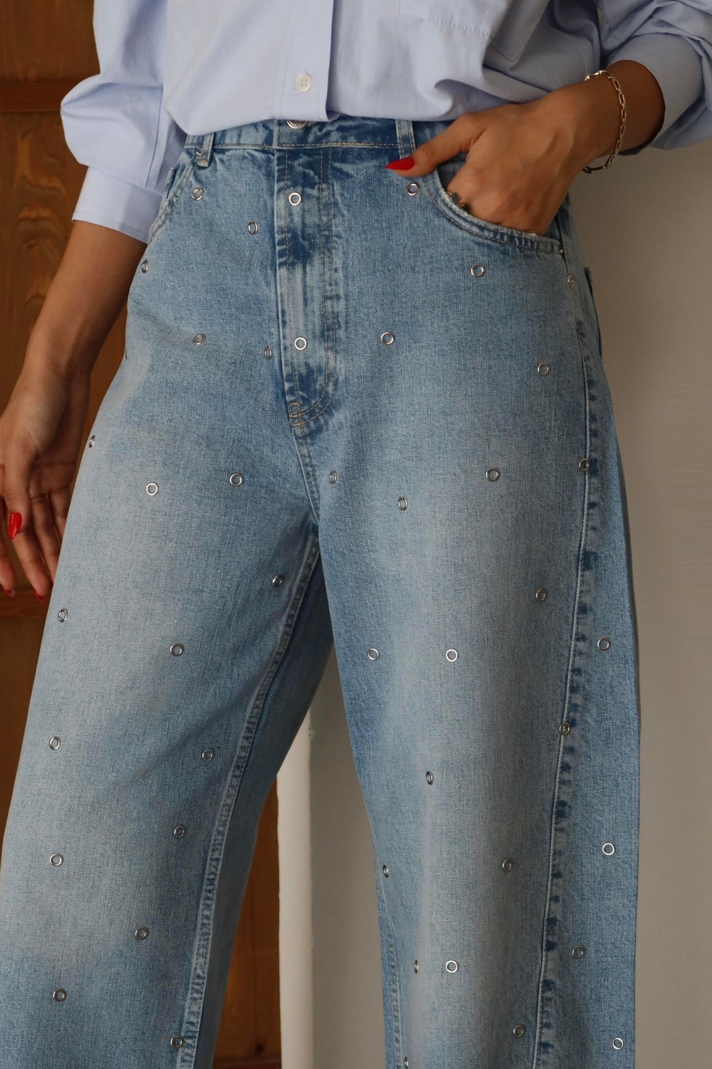 Yüksek Bel Baloon Kalıp Halka Taş Detaylı Light Blue Jean Pantolon