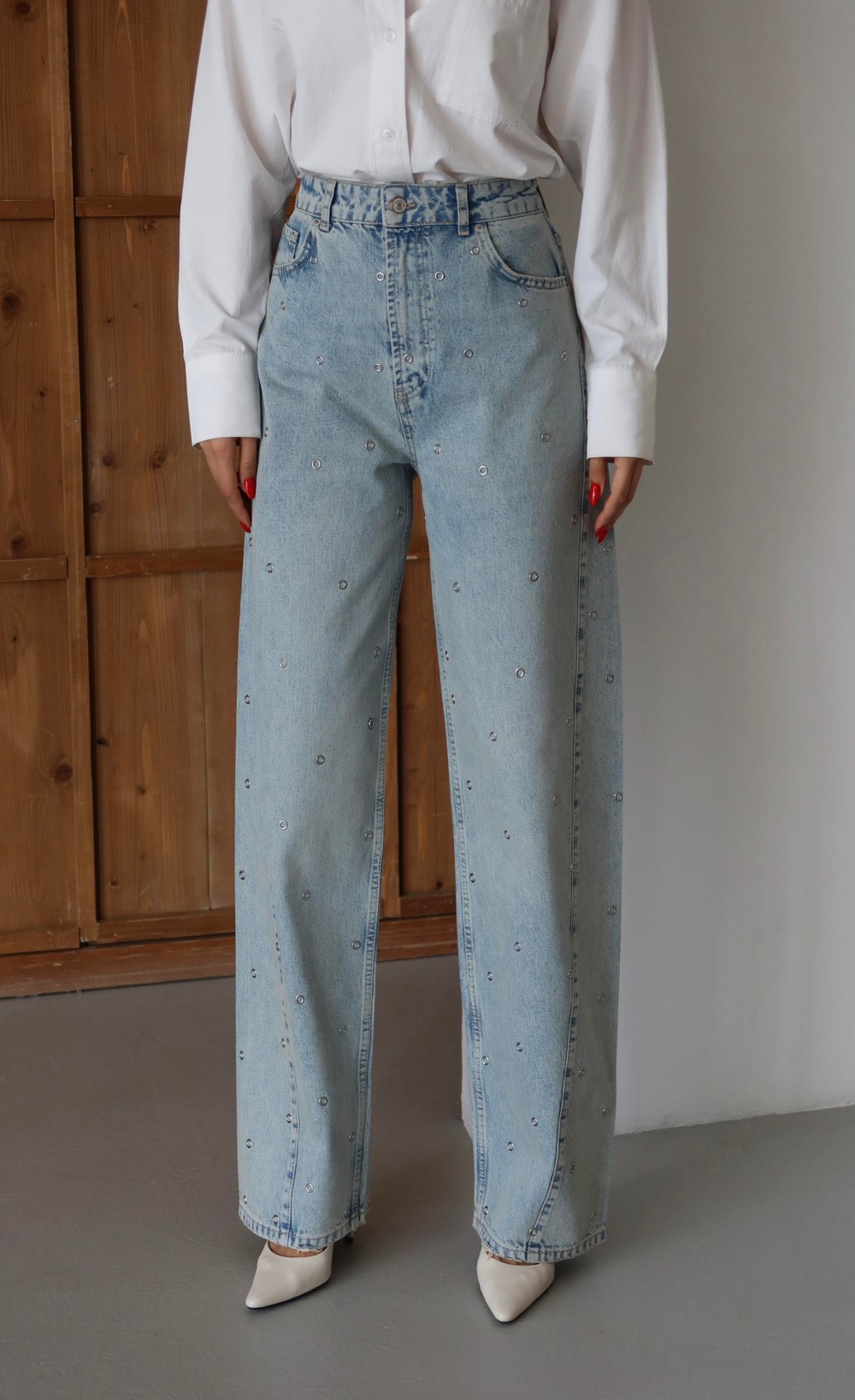Yüksek Bel Baloon Kalıp Halka Taş Detaylı Light Blue Tint Jean Pantolon