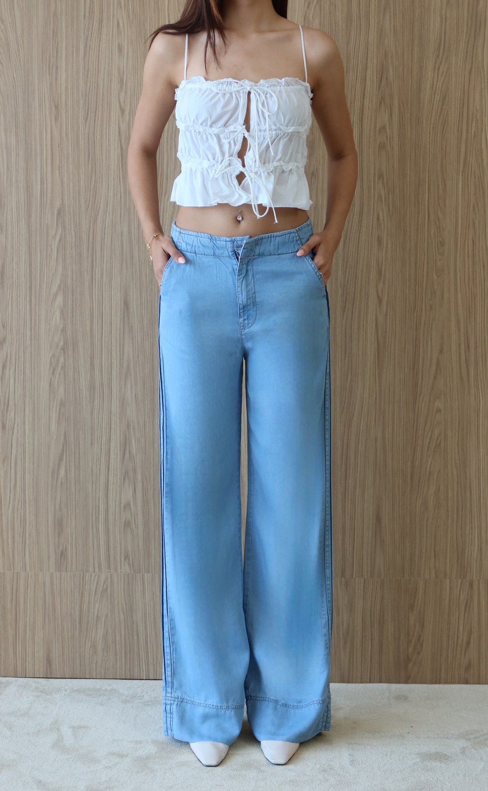Yüksek Bel Yan Şerit Görünüm Detaylı Light Blue Tencel Pantolon