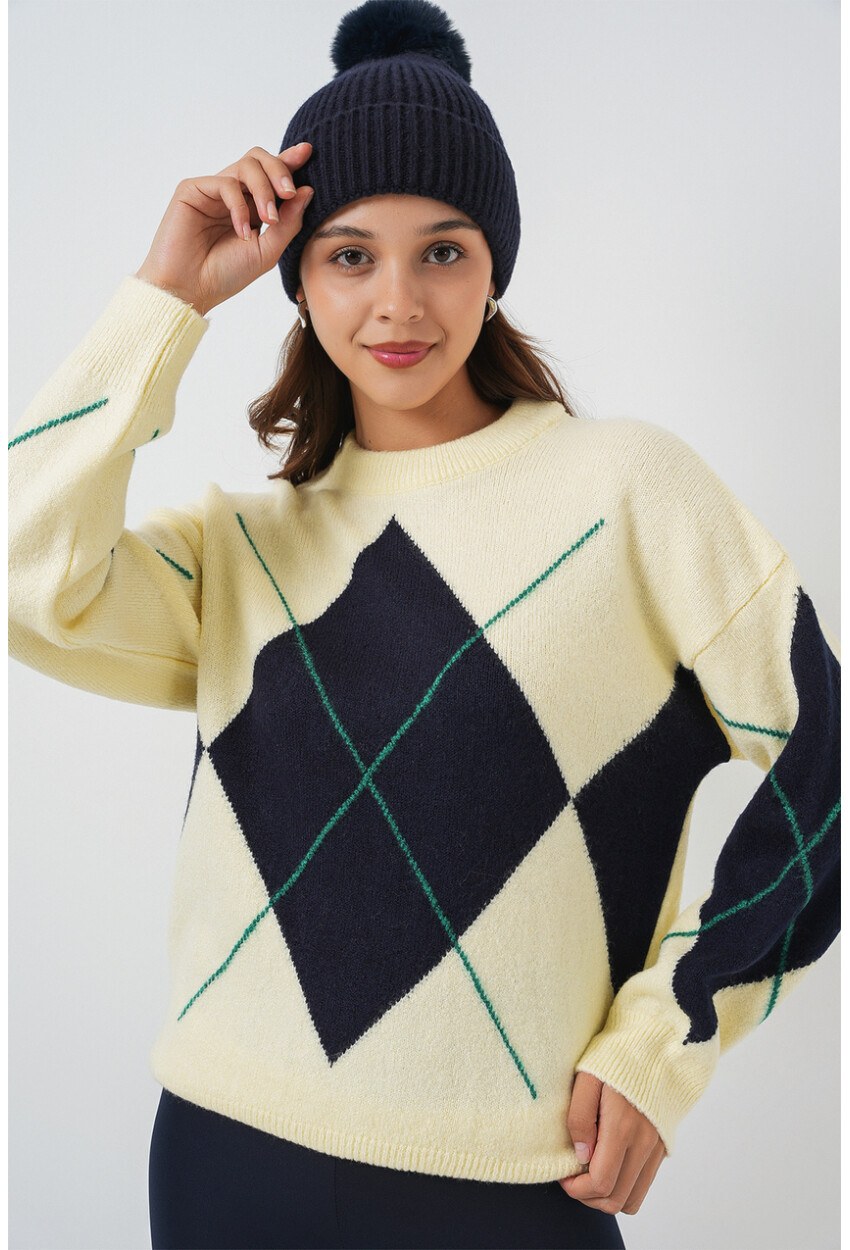15895 Baklava Desenli Oversize Triko Kazak
