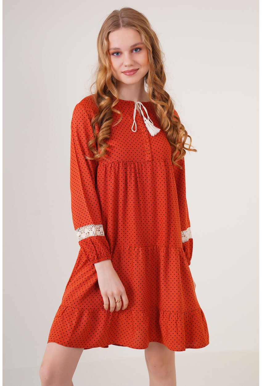 1637 Dantel Detaylı Volanlı Tunik