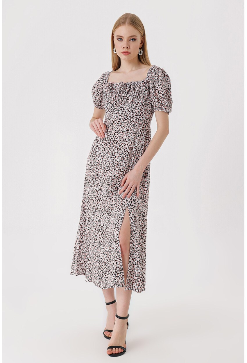 2387 Yırtmaç Detaylı Elbise