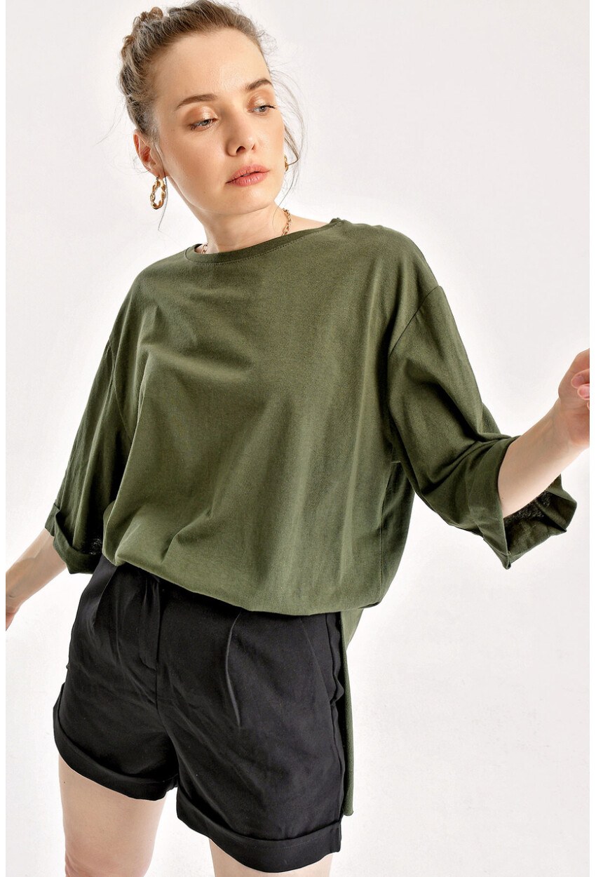 4123 Yırtmaçlı Oversize Tişört