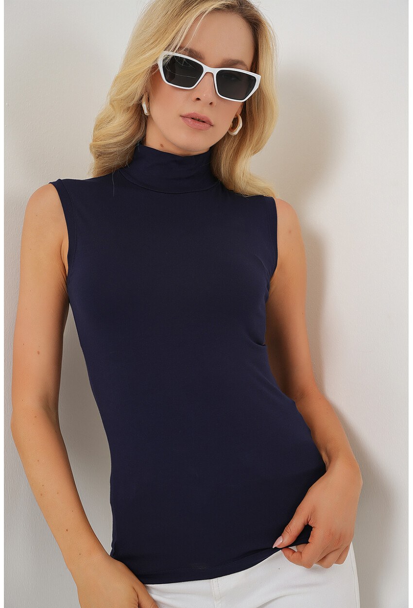 Kadın Kolsuz Body 4348