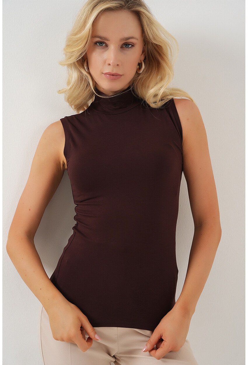 Kadın Kolsuz Body 4348