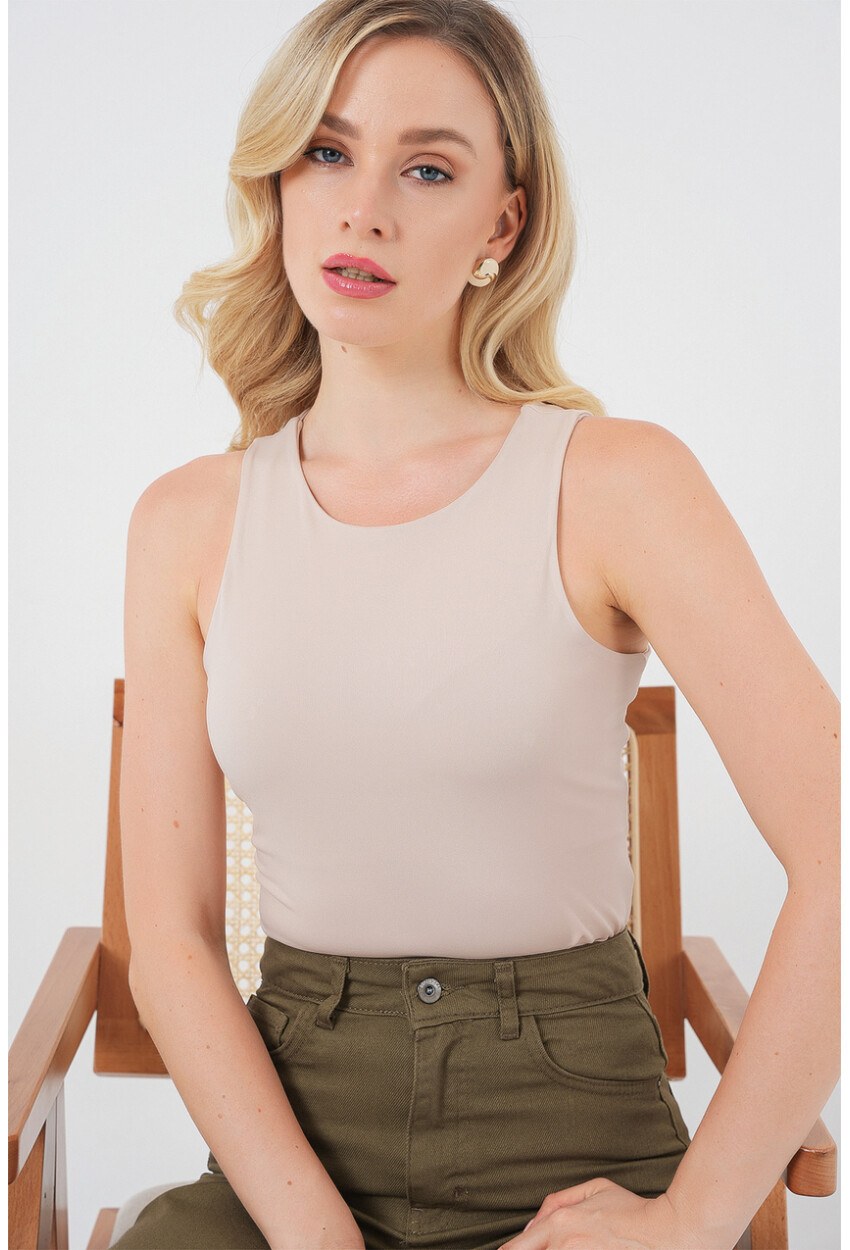 Kadın Halter Yaka Çıtçıtlı Body 972