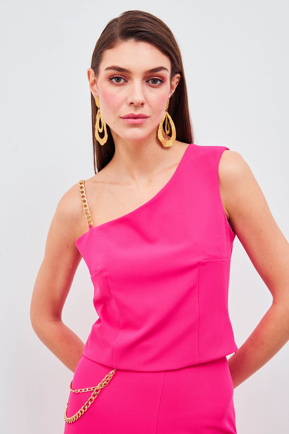 Zincir Askı Detaylı Crop Bluz - Fuşya