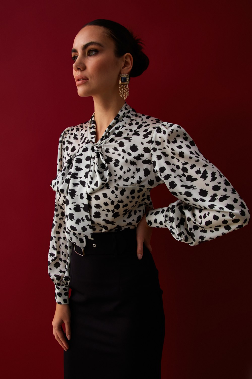 Fularlı Leopar Desenli Bluz - Ekru
