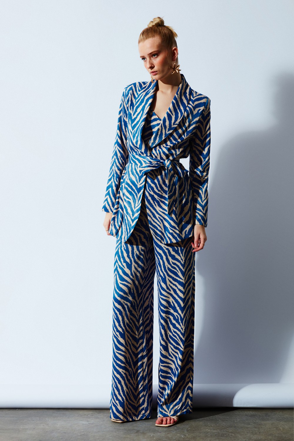 Zebra Desenli Saten Pantolon - Mavi