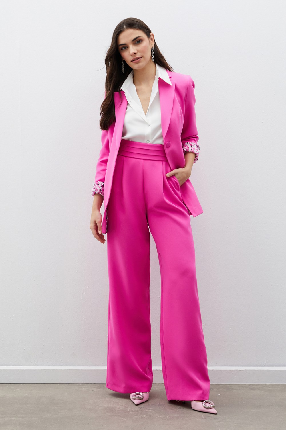 PEMBE