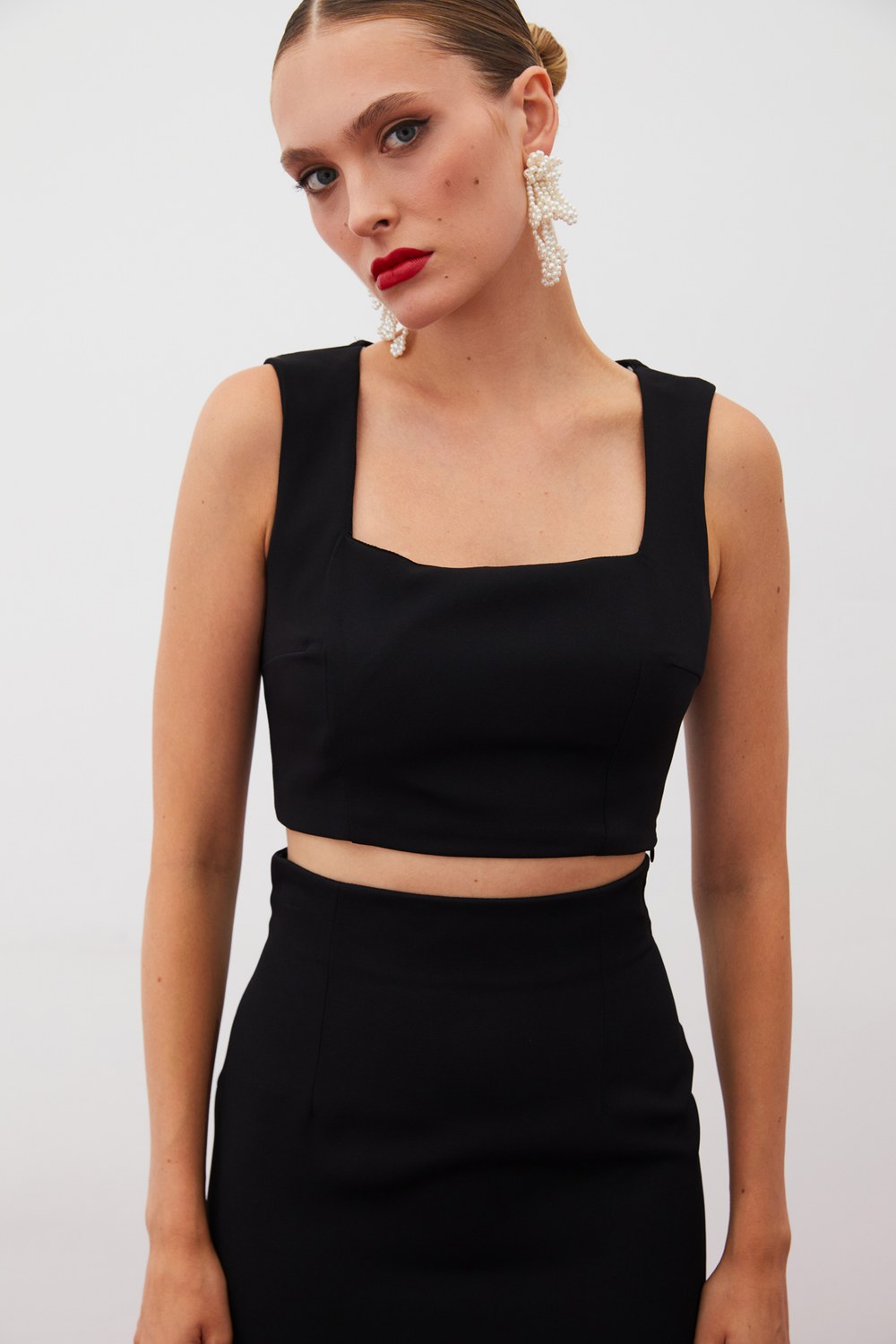 Kare Yaka Crop Bluz - Siyah
