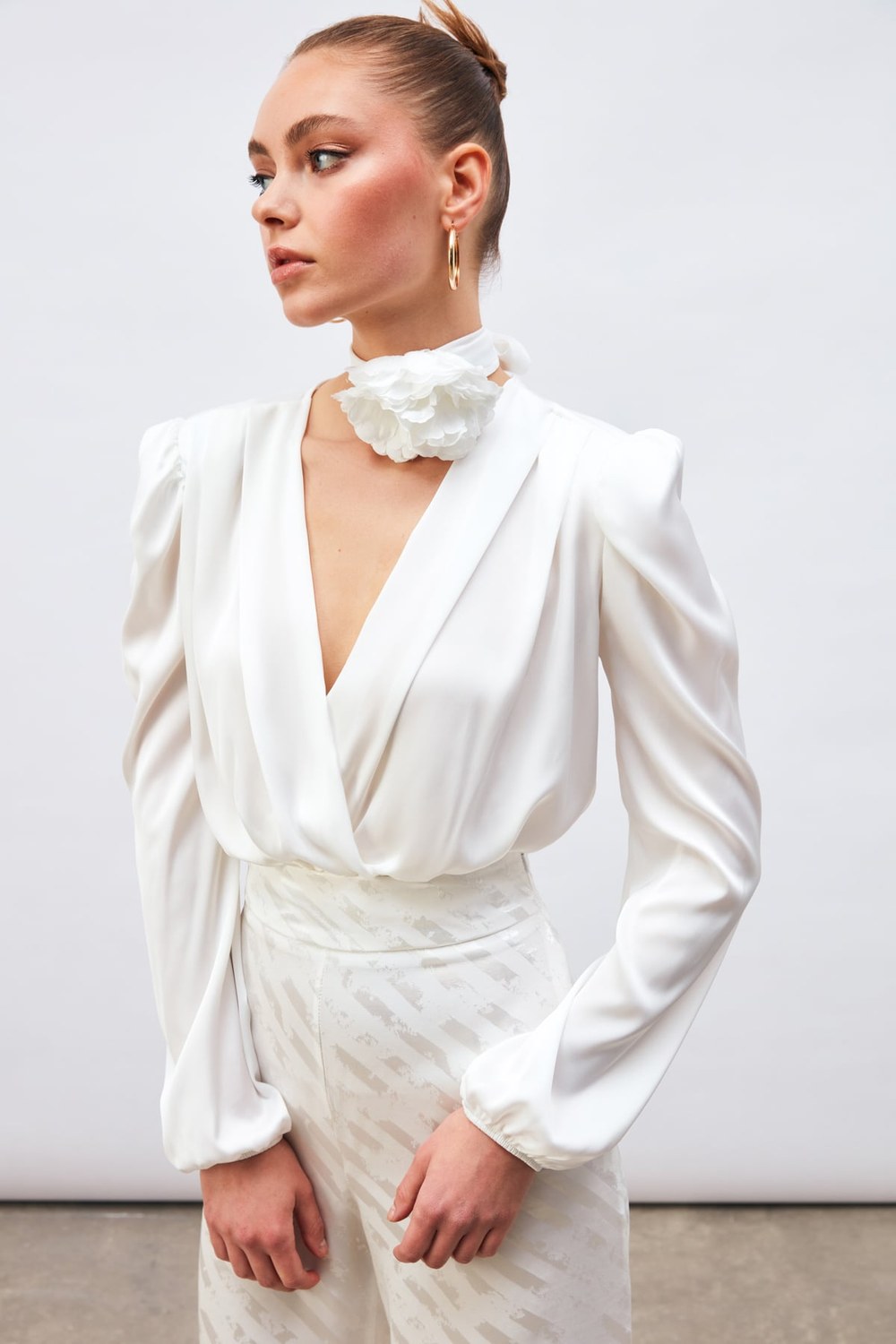 Kruvaze Saten Bodysuit Bluz - Ekru