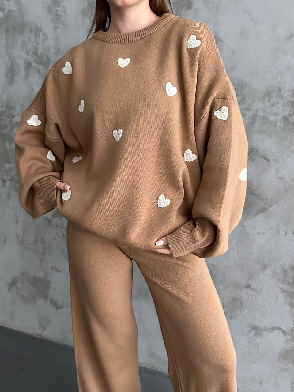 Kalp Detaylı Triko İkili Takım -Vizon