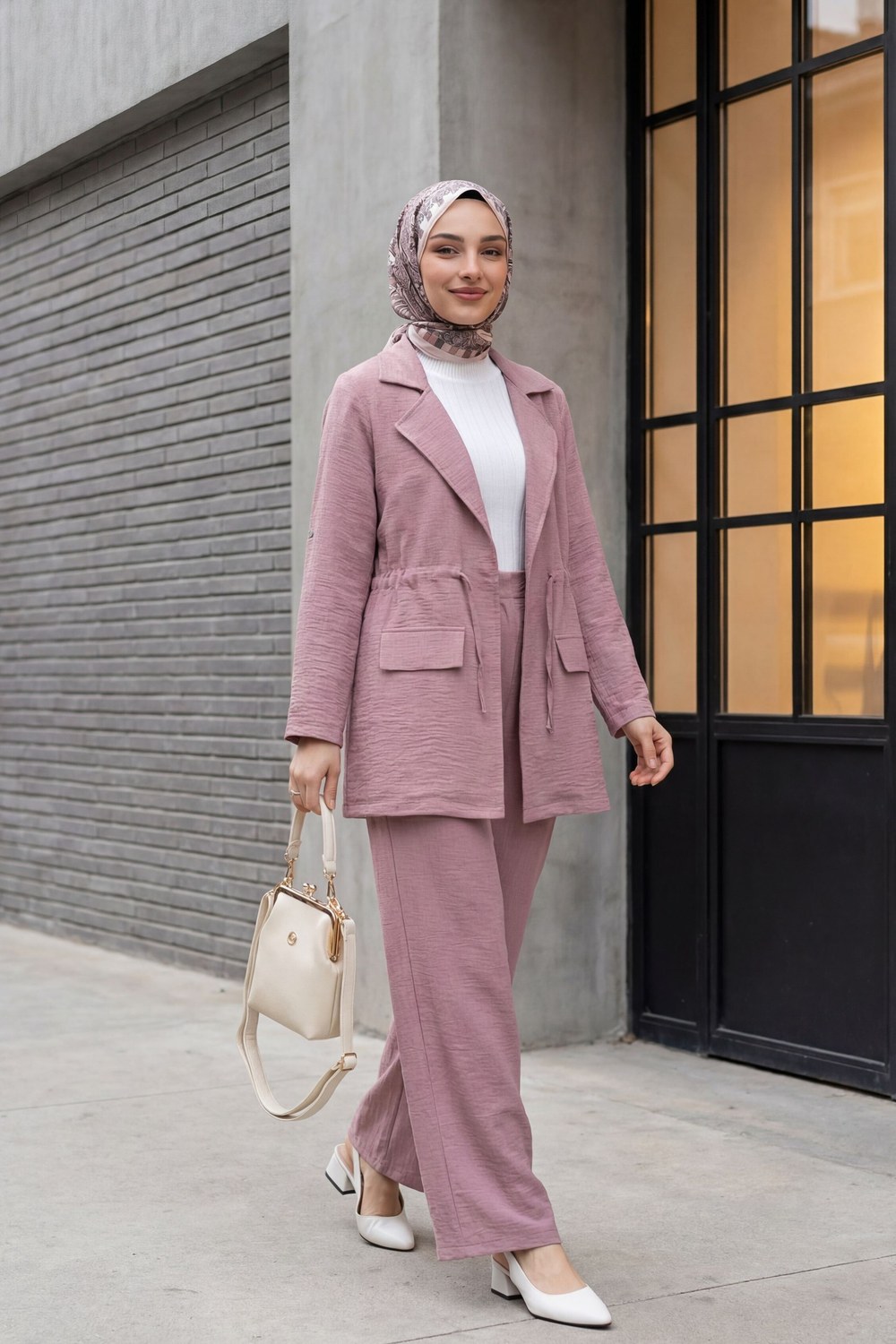 Kapaklı Tünel Köprülü Ceketli Keten Görünümlü Takım -Pudra