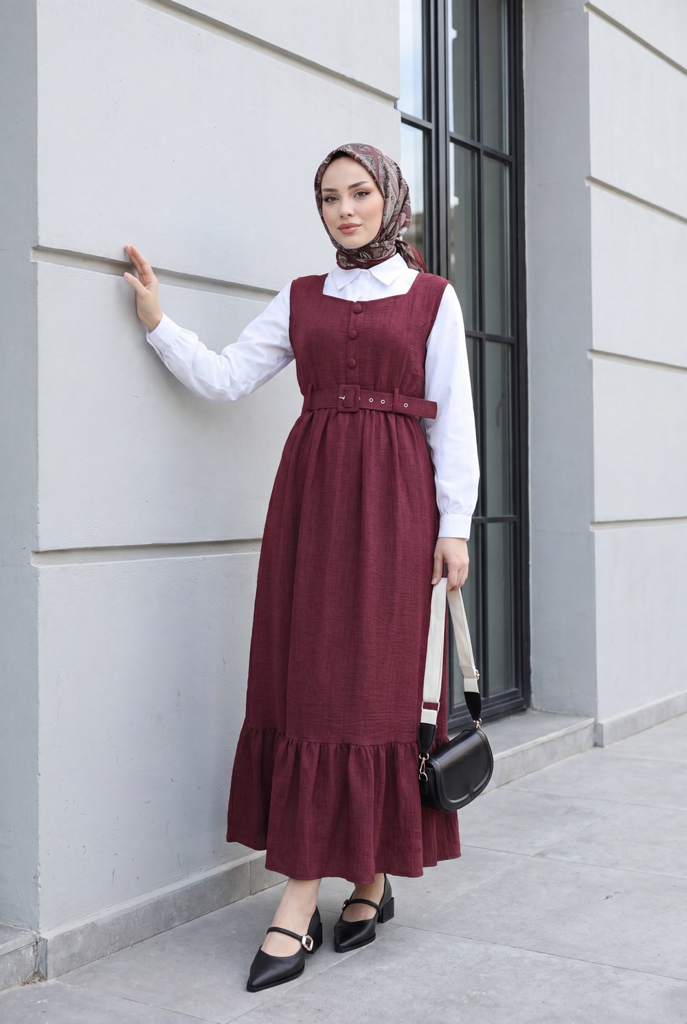 Top Düğmeli Altı Fırfırlı Beli Kemerli Jile Elbise -Bordo
