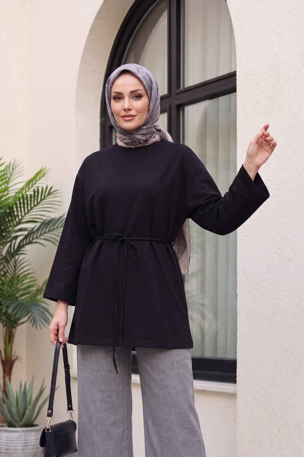 Yuvarlak Yaka Beli Bağlamalı Penye Tunik -Siyah