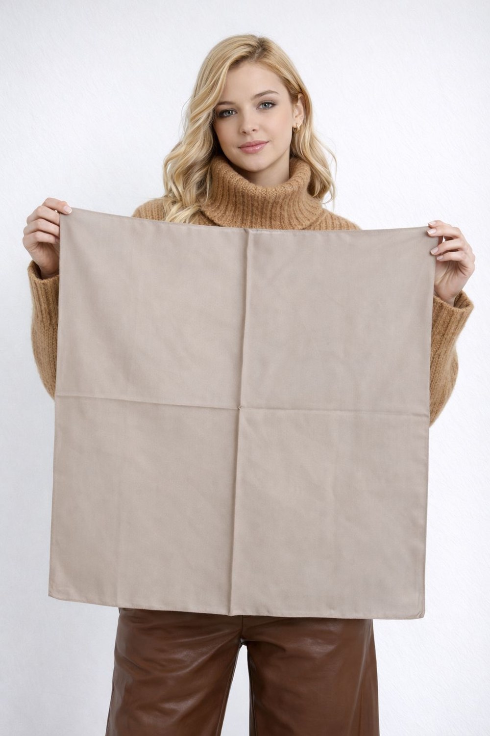 13731 Bej Saten Bandana Fular 50x50 Cm