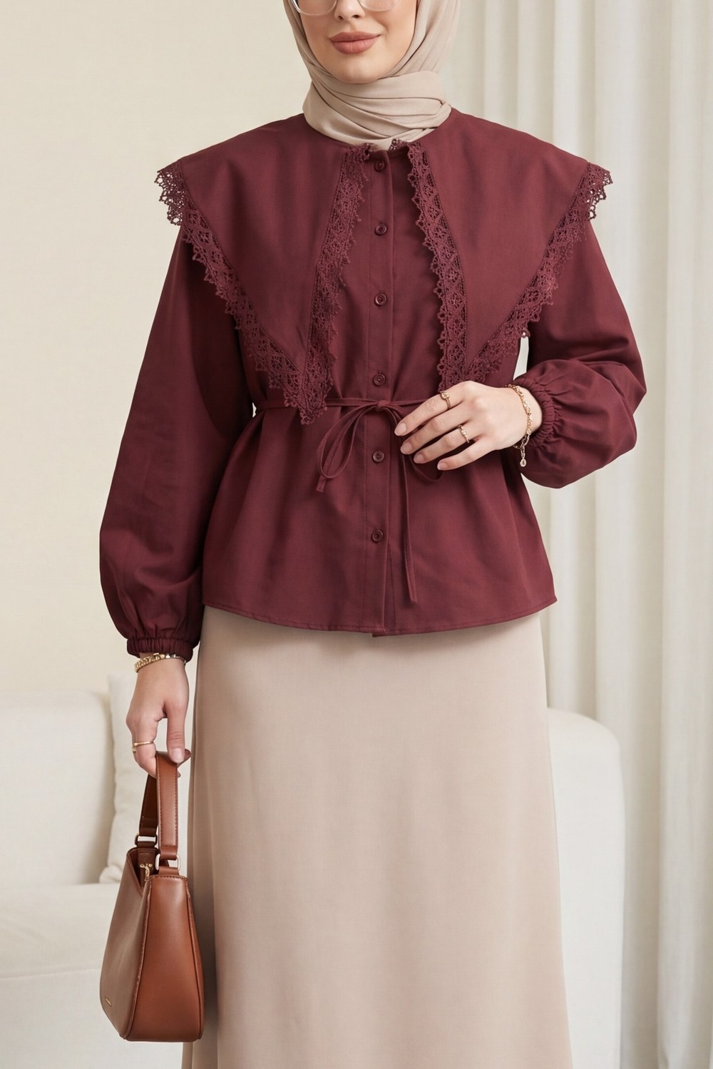 Dantelli Geniş Yakalı Bağcıklı Kolu Lastikli Poplin Gömlek -Bordo