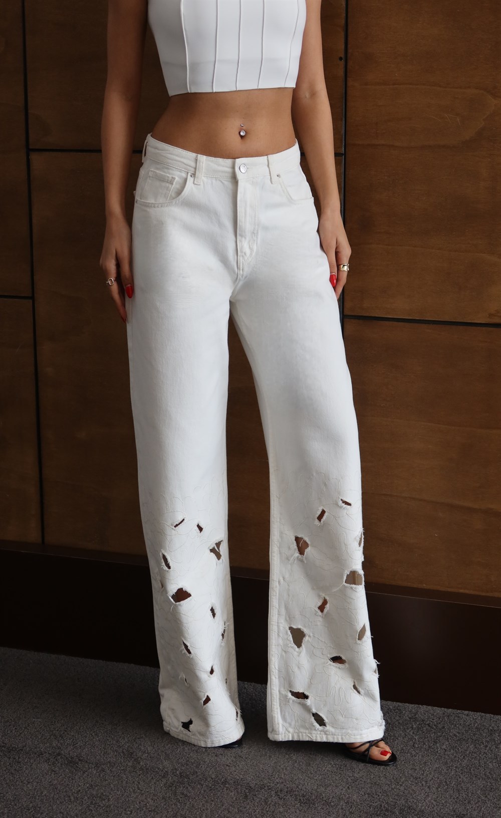 Btkm 34/40 Ekru Nakışlı Pantolon