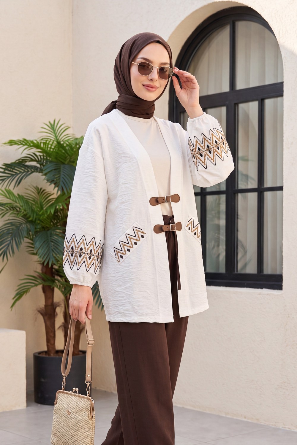Nakışlı Kolu Lastikli Kemer Detaylı Keten Kimono -Beyaz