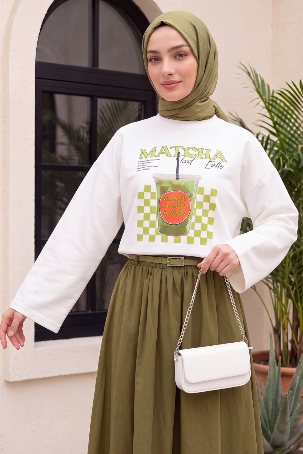 Matcha Baskılı Bisiklet Yaka Oversize 2 İplik Penye Sweatshirt -Ekru