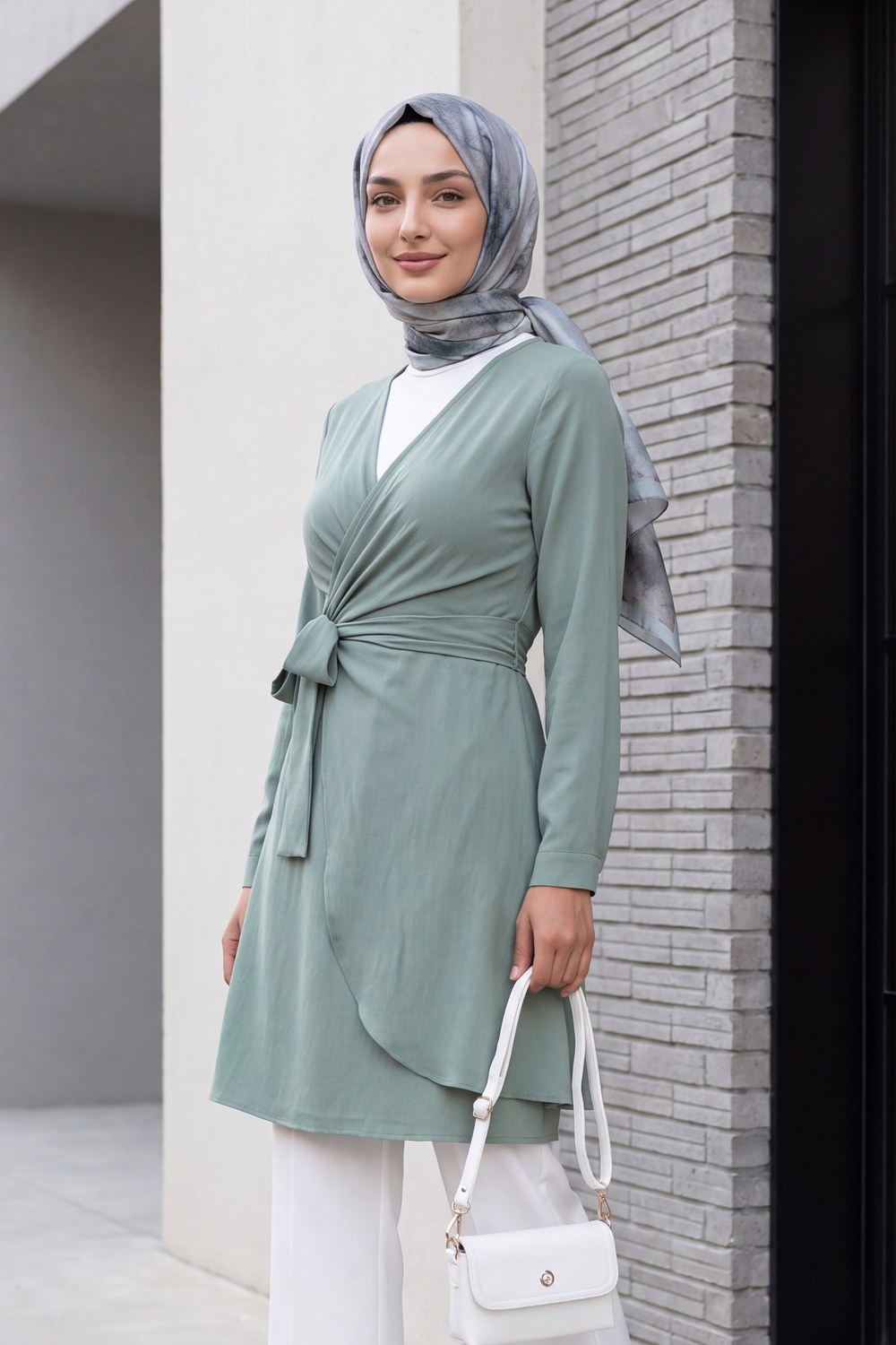 Kruvaze Yaka Bağlamalı Fırfırlı Ayrobin Elbise -Mint