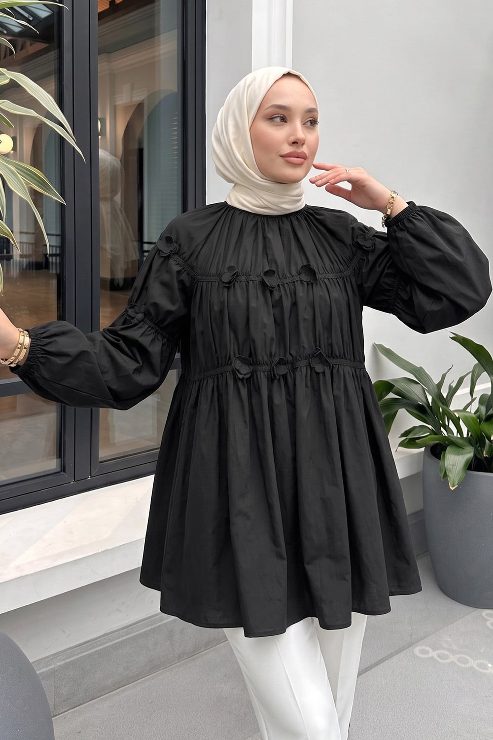 Çiçekli Büzgülü Tunik 5501 - Siyah