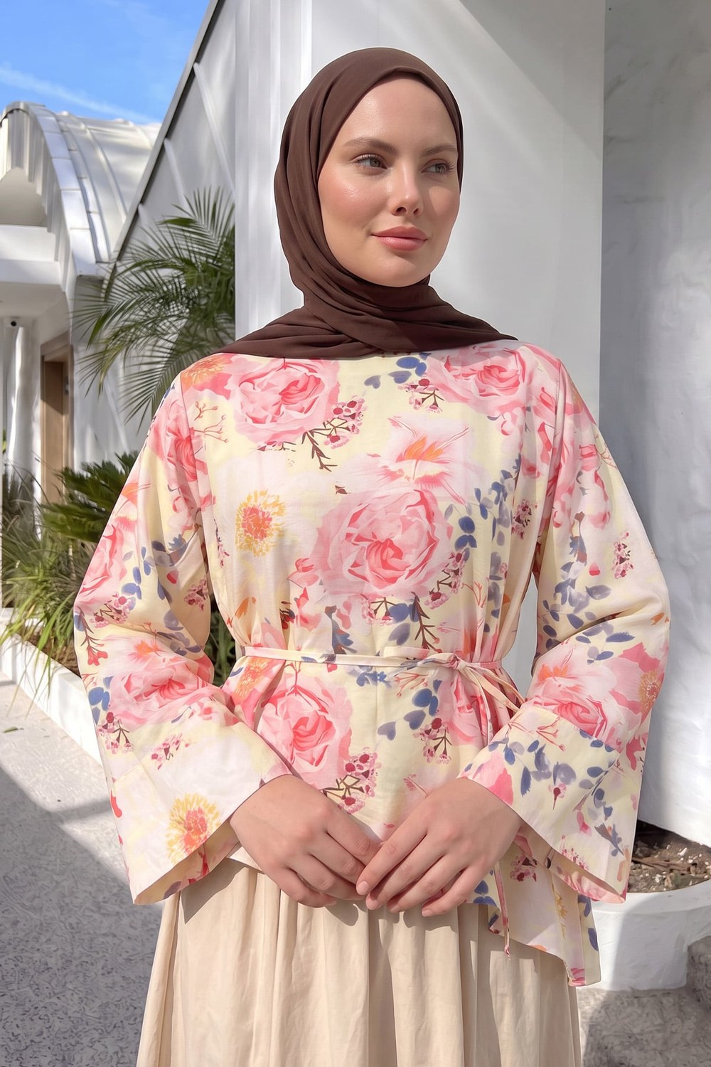 Çiçek Desenli Asimetrik Bluz Y0166 - Pudra