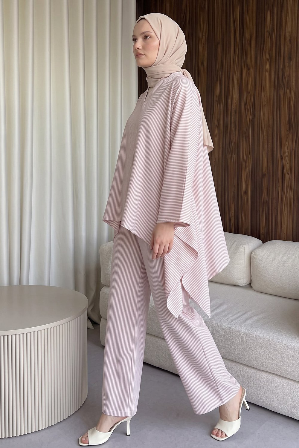 Asimetrik Kesim Çizgili Takım Y0164 - Pembe