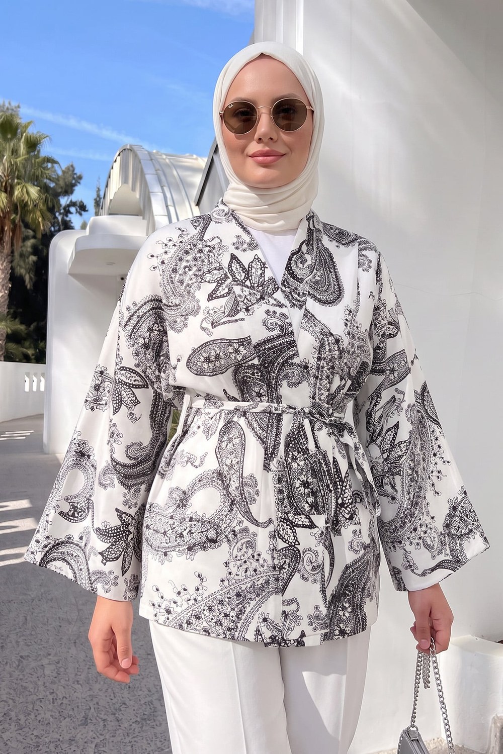 Buta Desenli Kimono Y0167 - Beyaz
